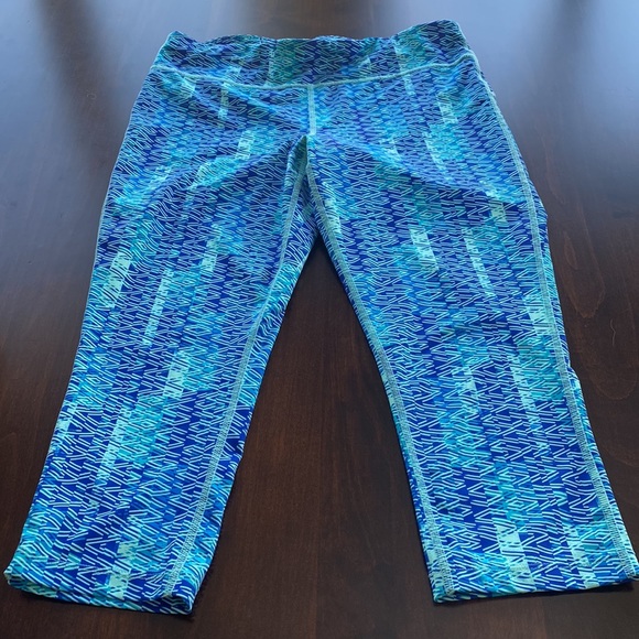 Xersion workout crop leggings - Picture 3 of 8